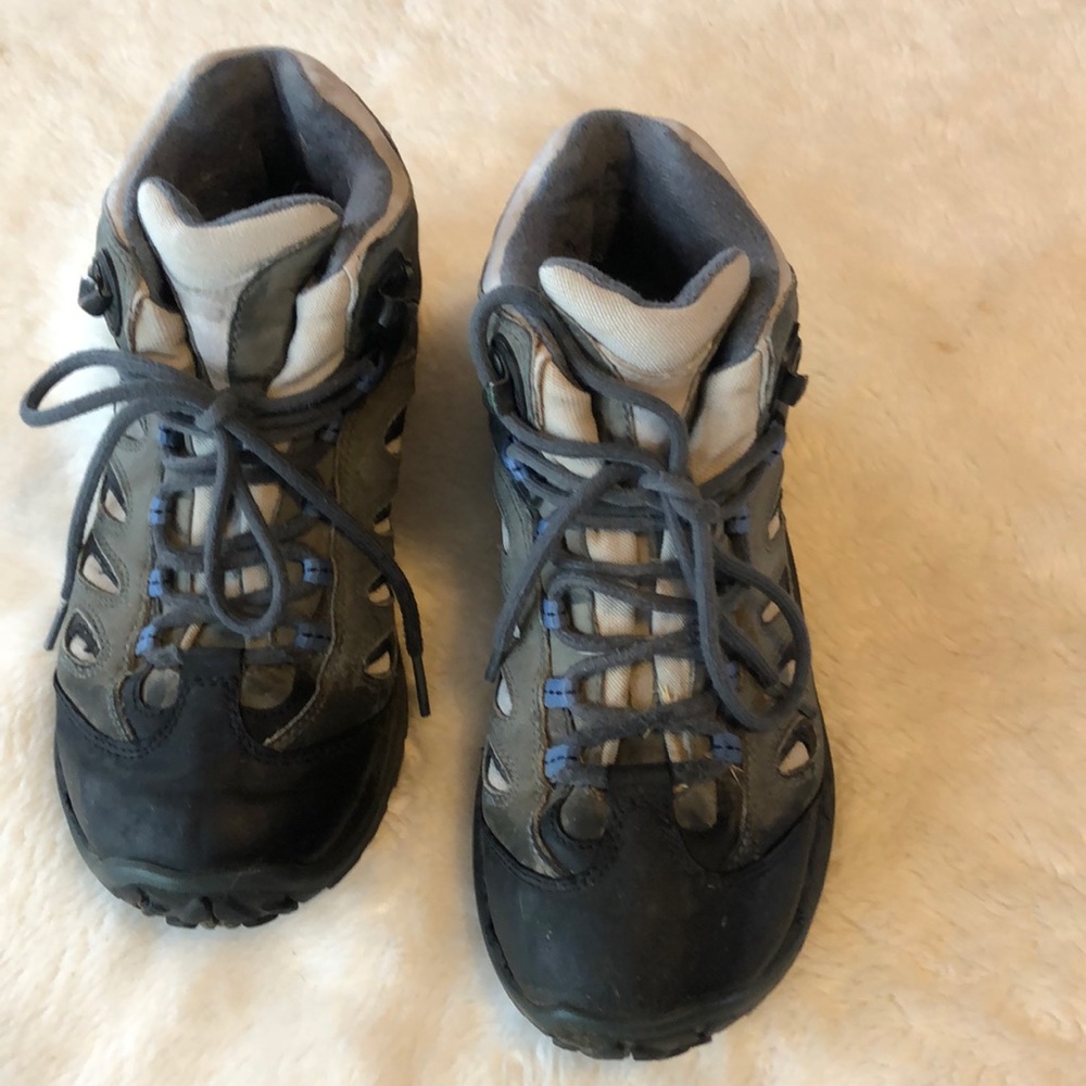 Merrell high top waterproof shoes p639